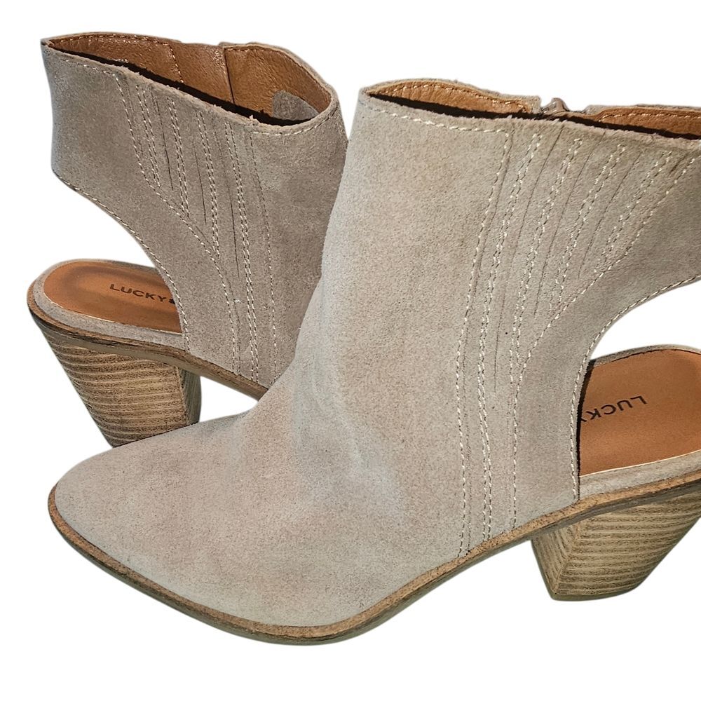 Lucky Brand Leather Elegant Beige Ankle Booties Boots Shoes - Picture 8 of 12